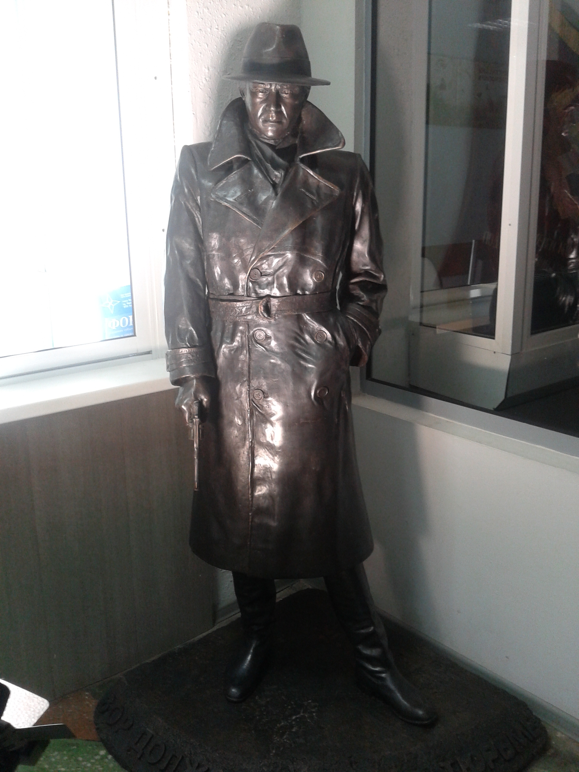 Памятник В.Высоцкому (Ангарск)