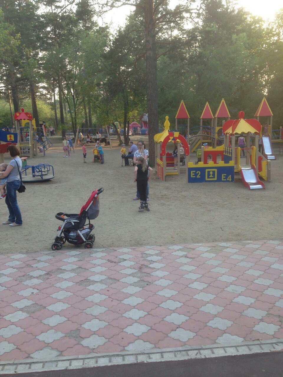 Дети в Парке Нефтехимиков