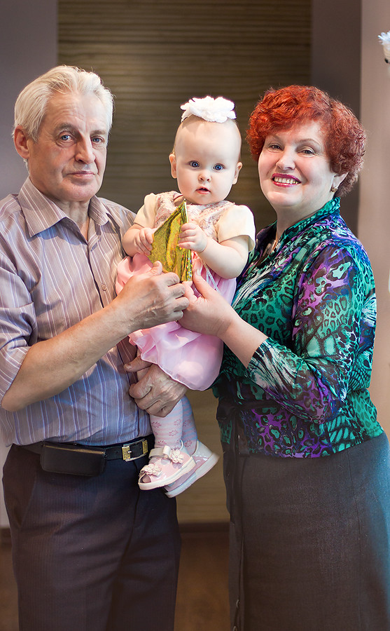 С прадедушкой и прабабушкой)