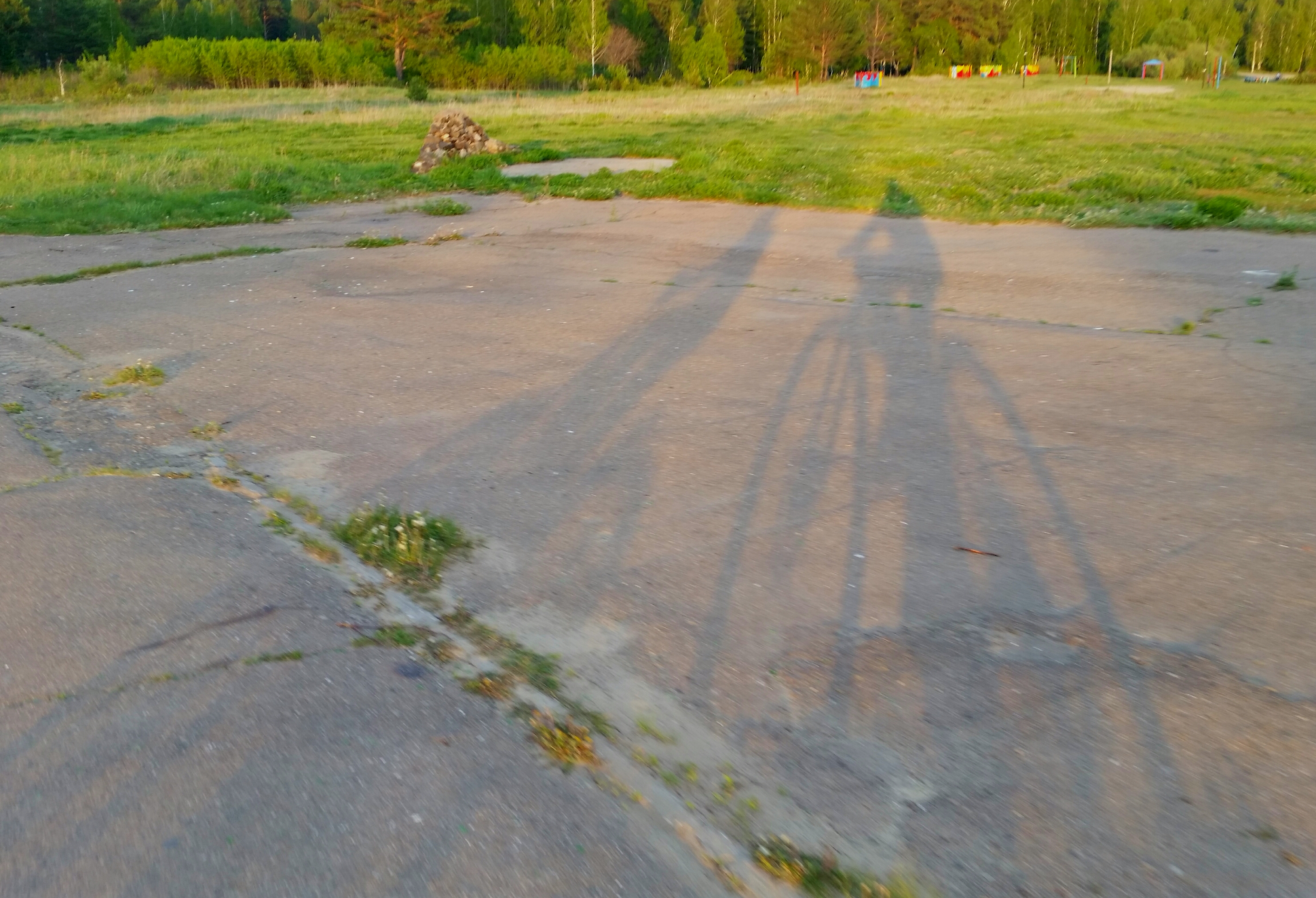 длинновелосипедные веселые тени)))