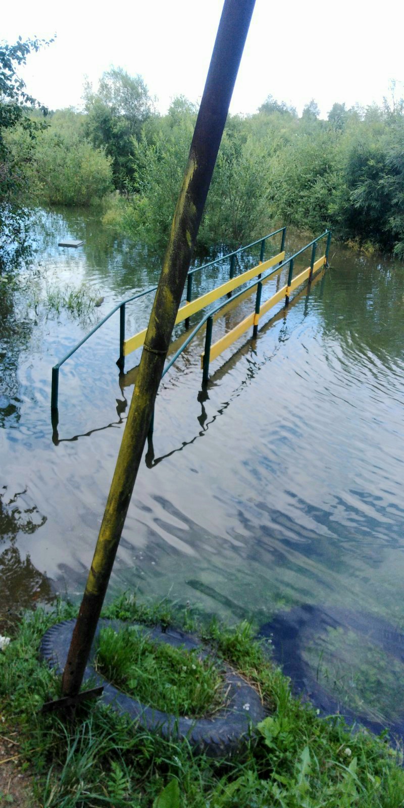 мостег затопленый))))))