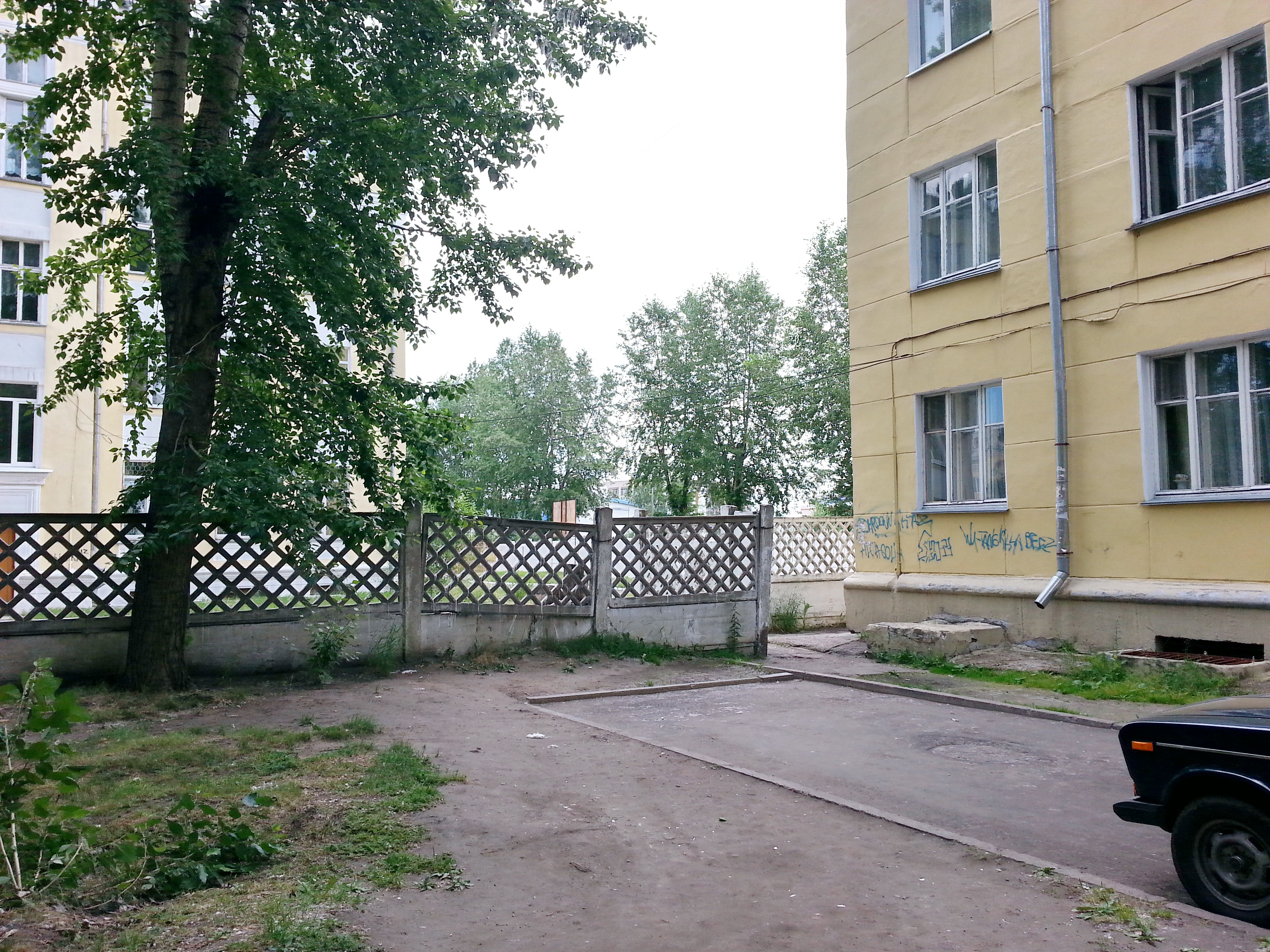 по Фестивальной)))))