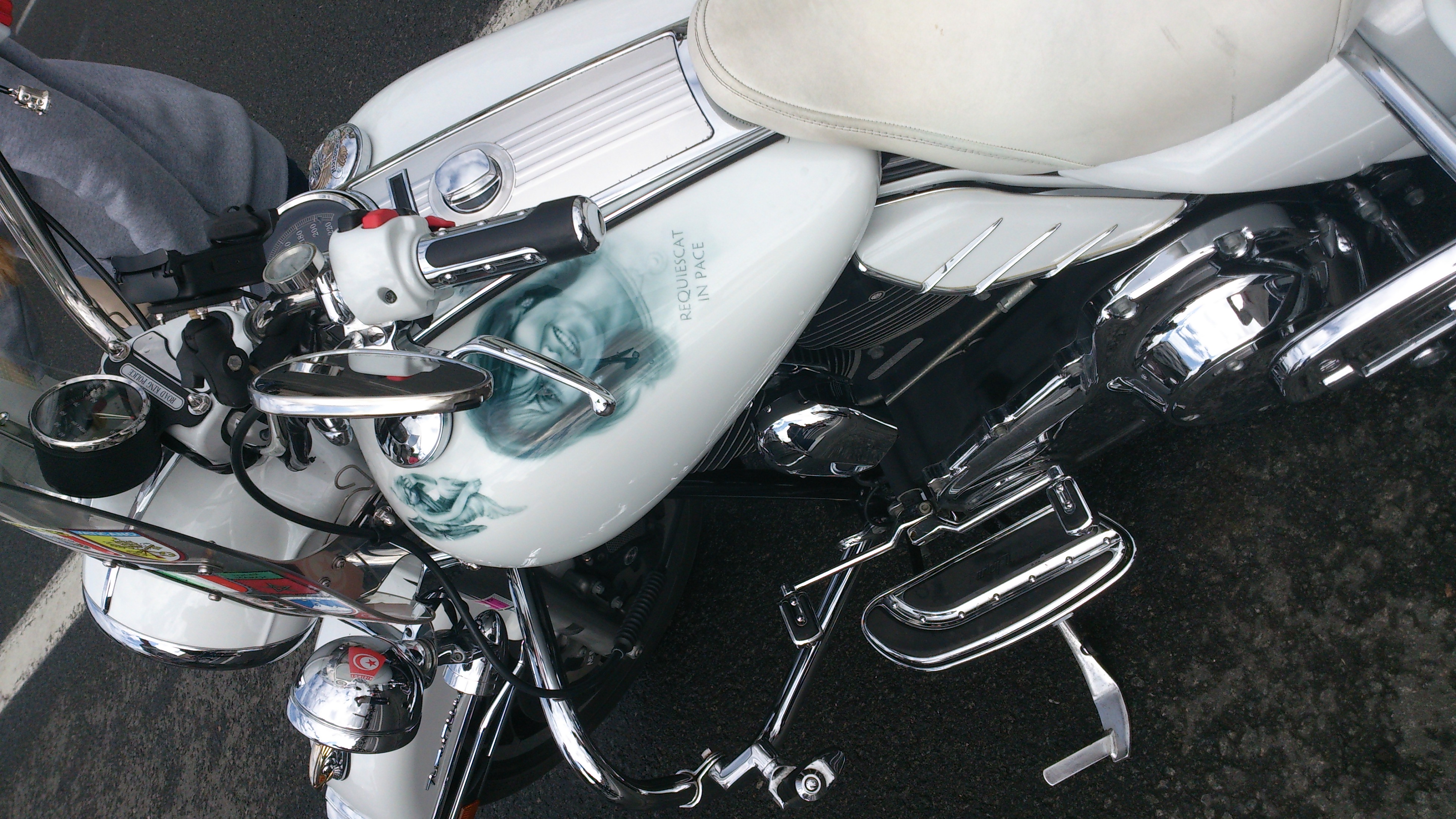 HD 12