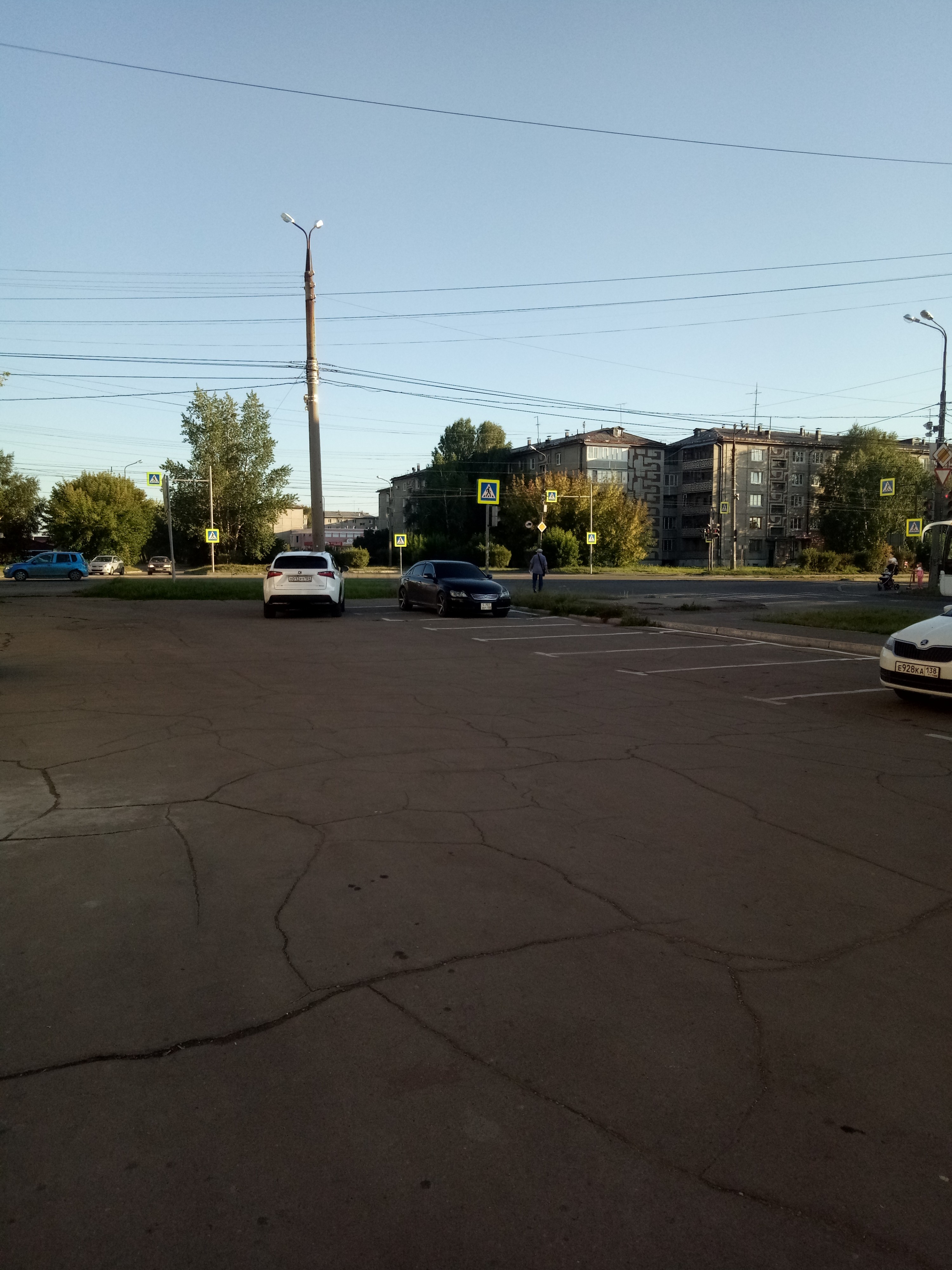 На парковке у цзн Ангарска