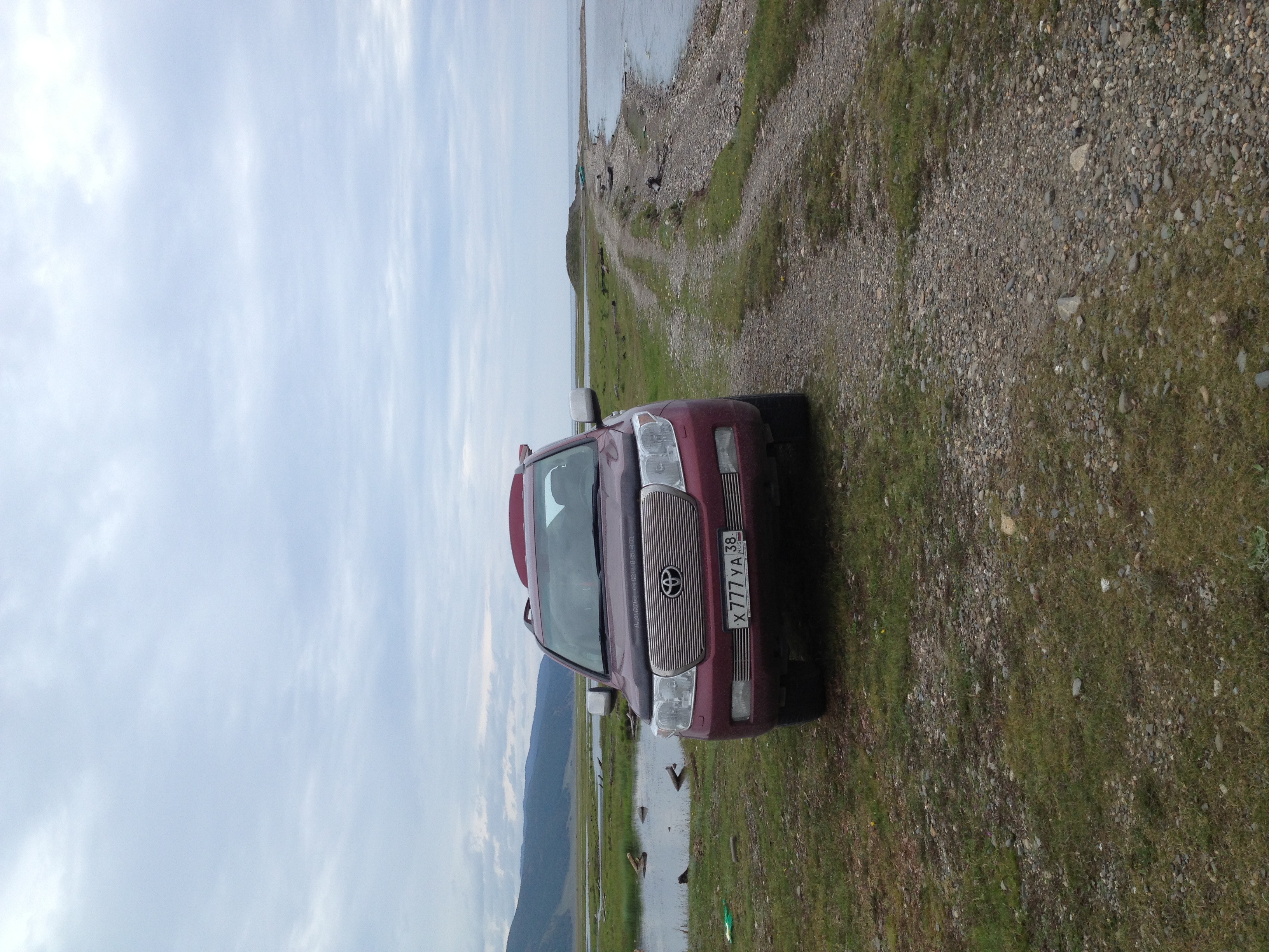 Угнали автомобиль Ленд Крузер 200