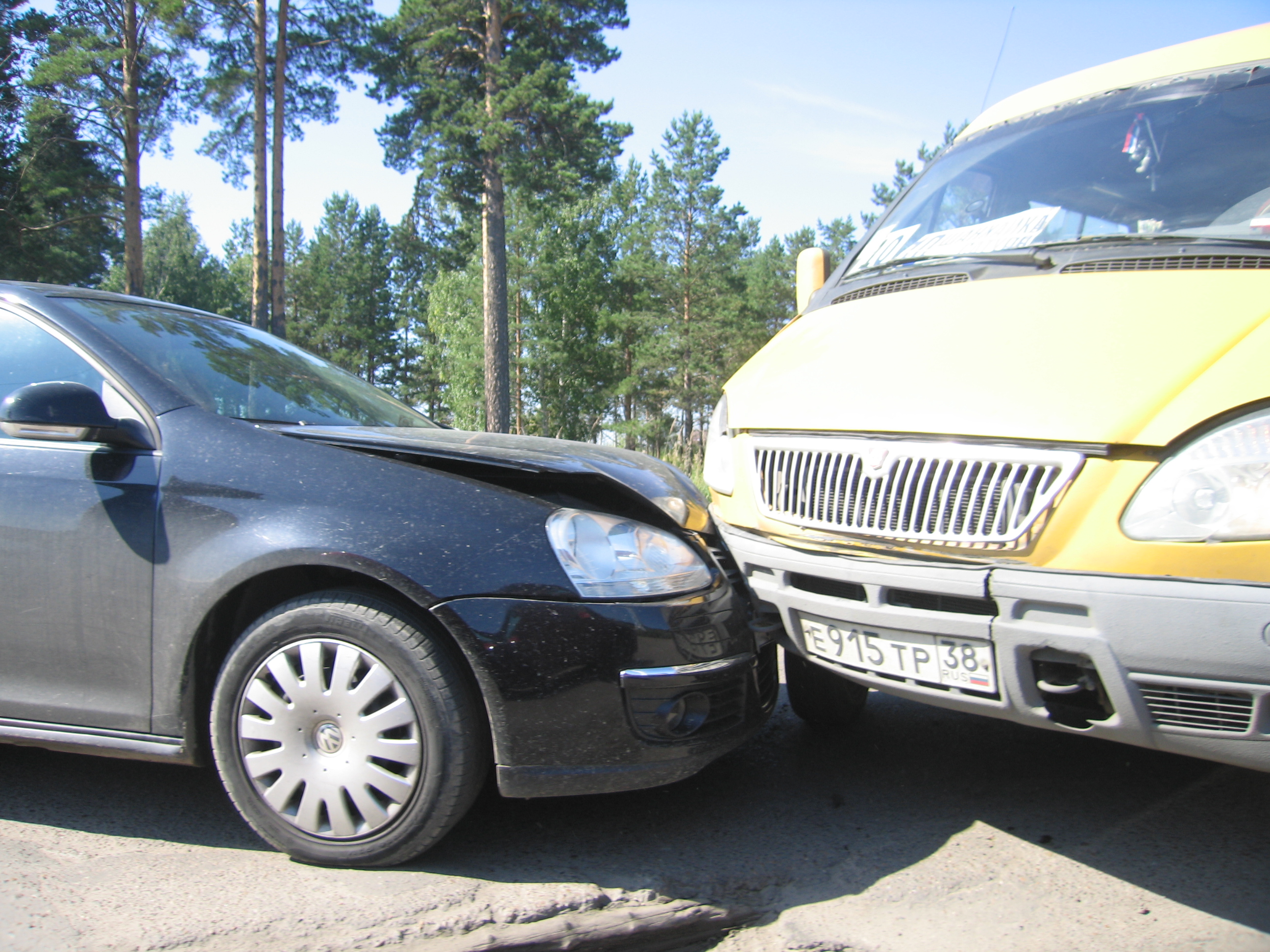 авария напротив Сатурна