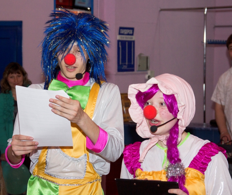 Ведущие праздника