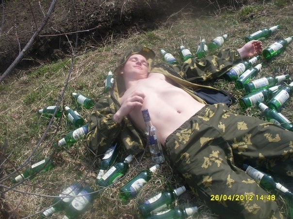 а я лягу.. прилягу.. обниму свою флягу