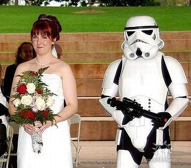 хто это справа