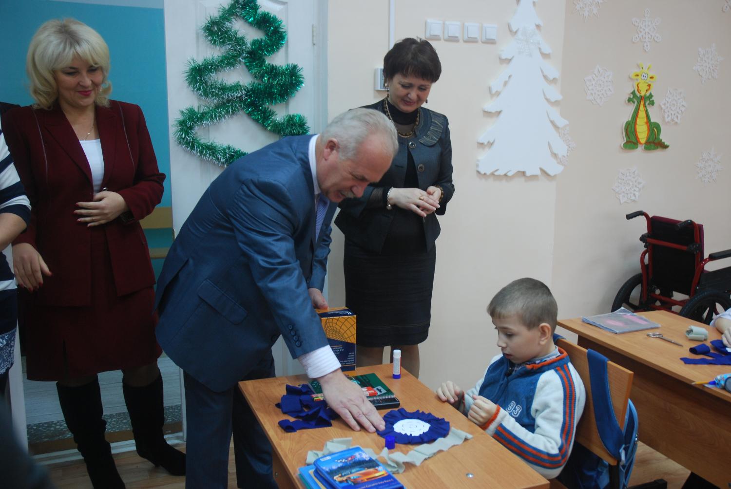 Администрация АМО поддерживает муниципальную  программу "Интеграция детей, больных ДЦП, в образовательный процесс"