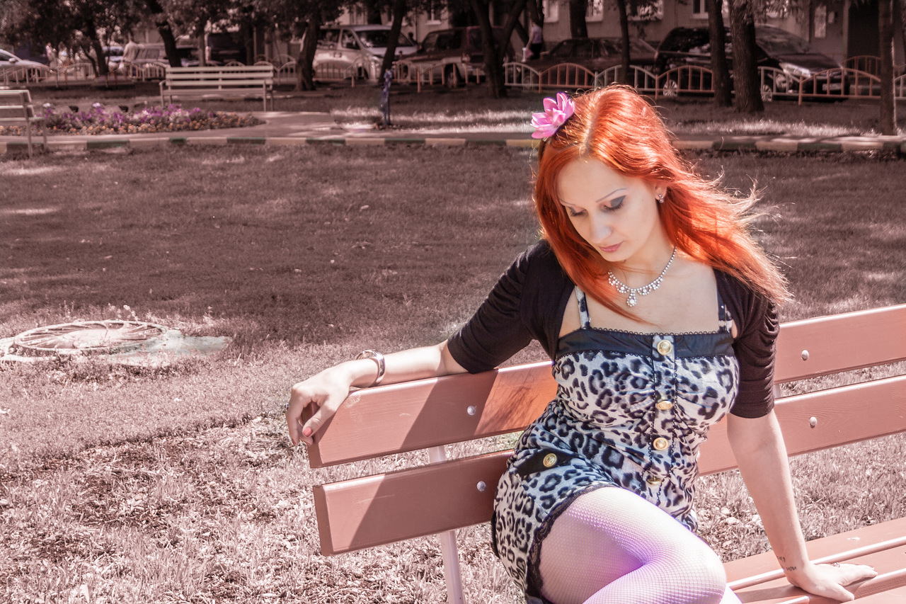 очередная рыжая))))))