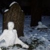 Кладбищенские снеговики