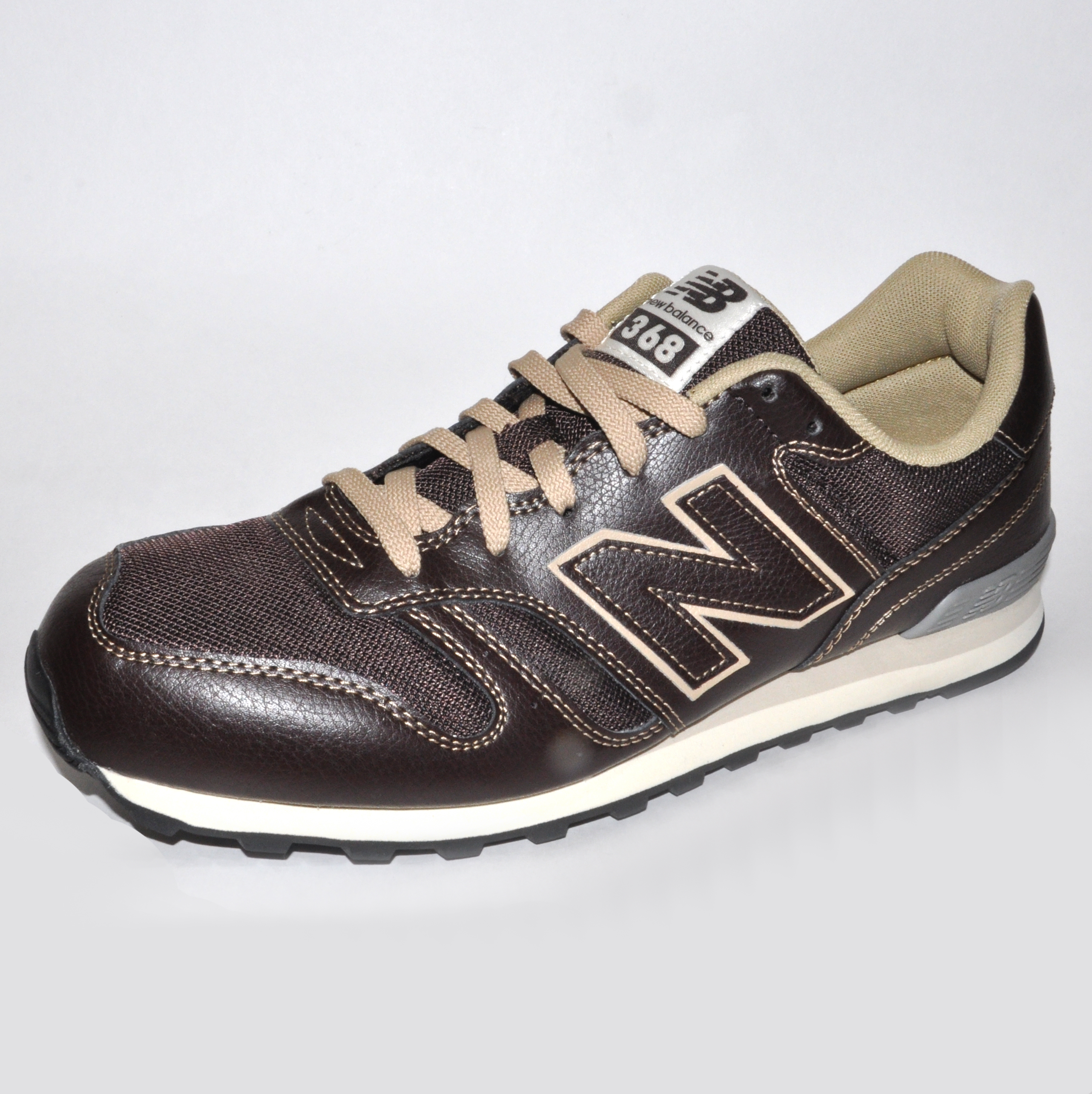 Новая коллекция одежды и обуви NEW BALLANCE