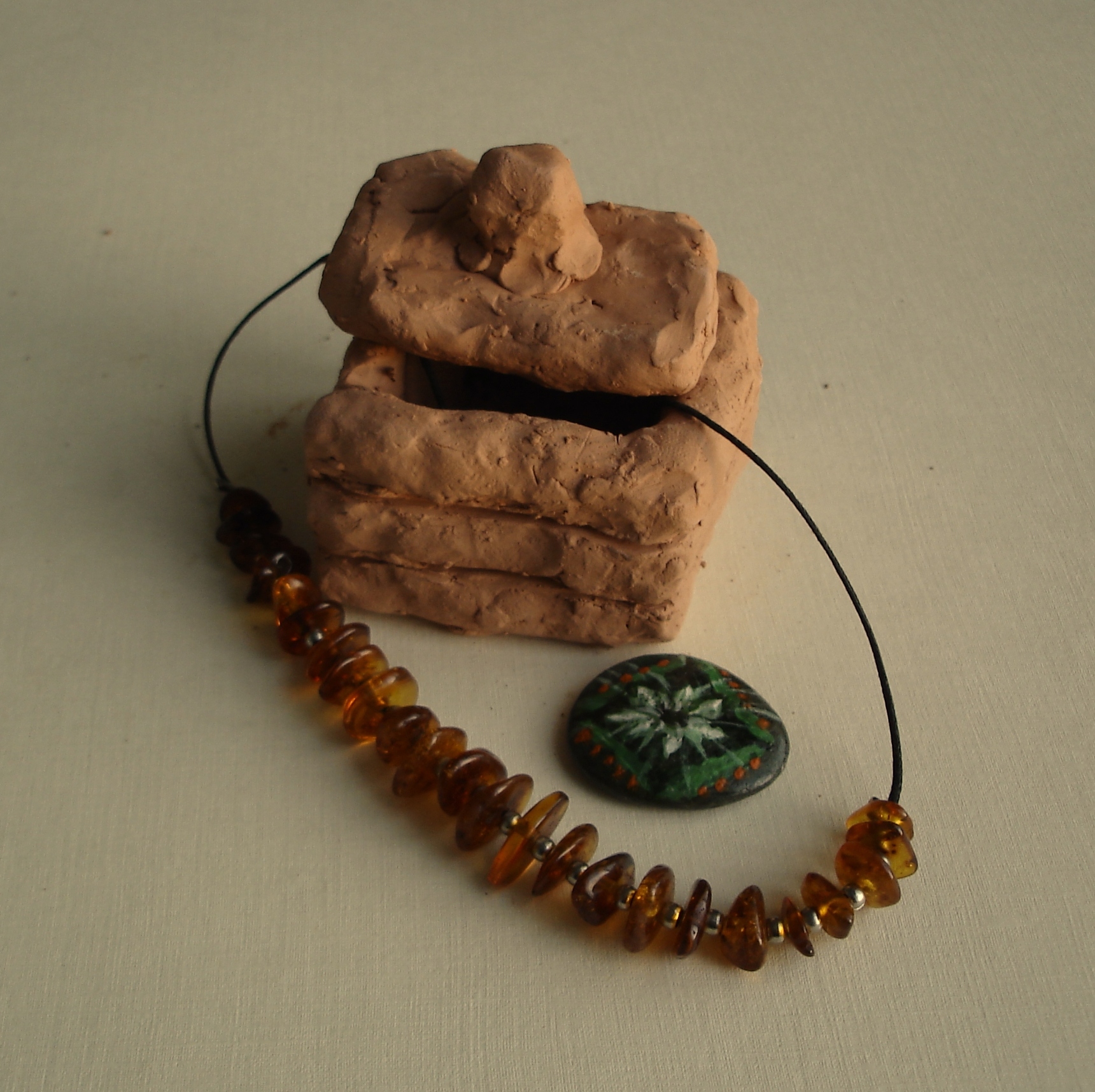 Алексеенко Паша.