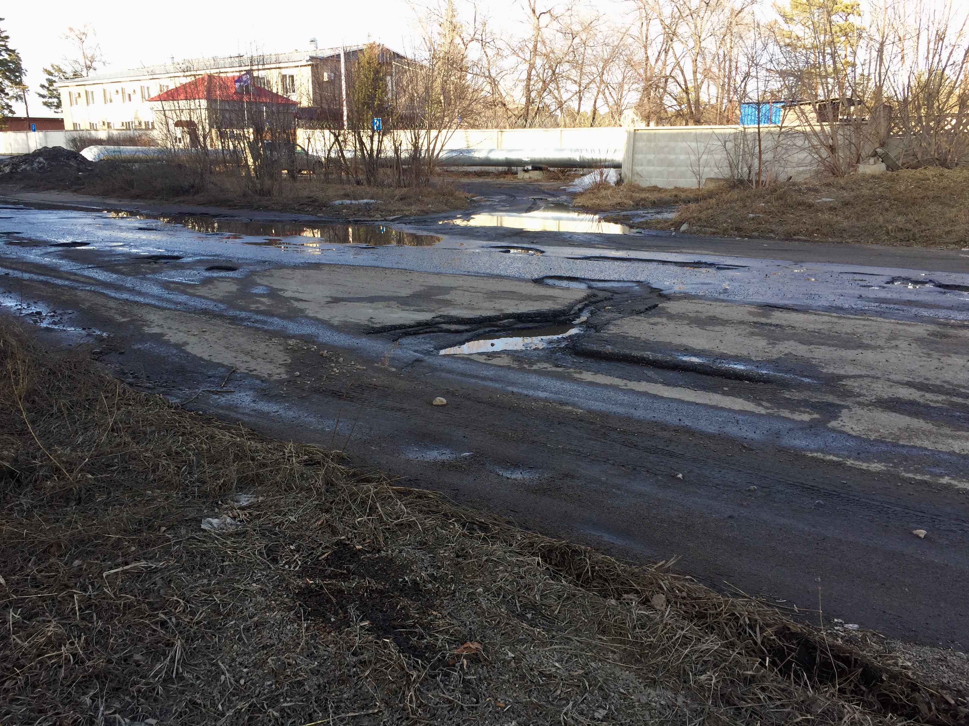 Трёхлетнее наслоение асфальта...