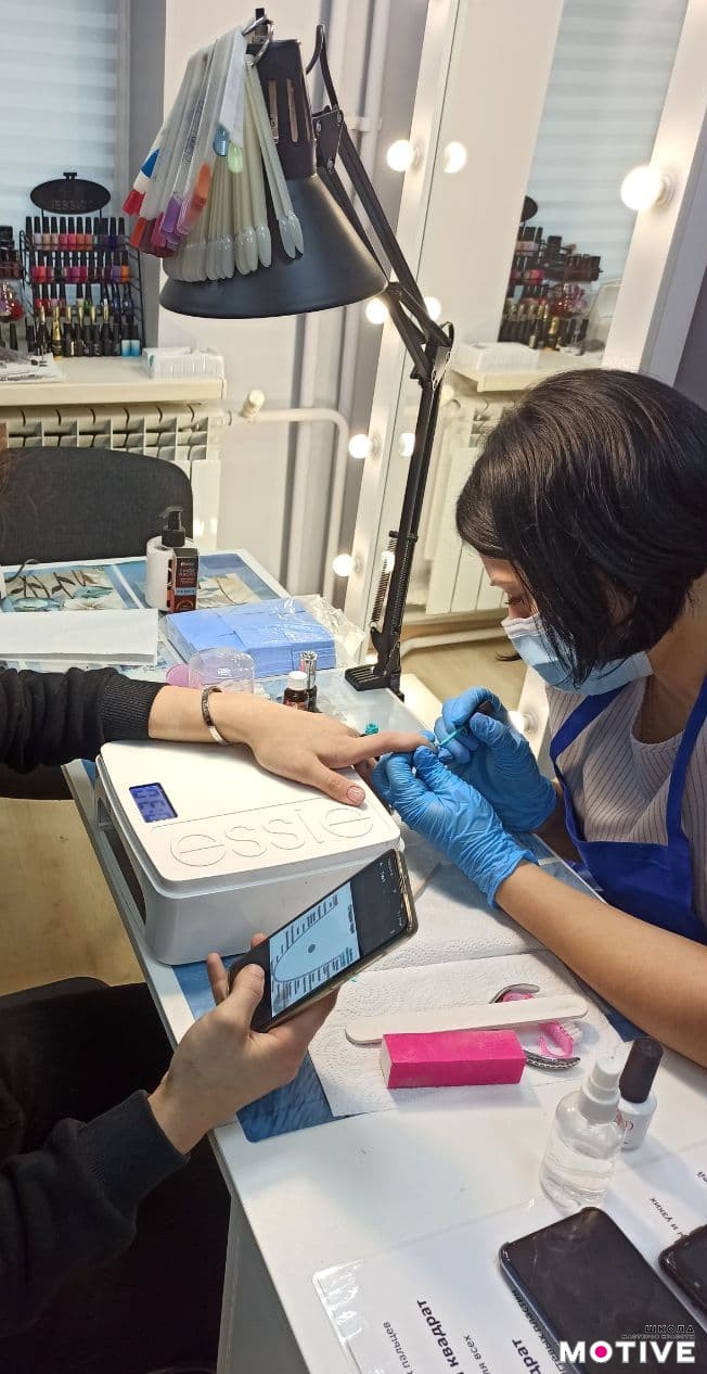 Индивидуальные курсы маникюра