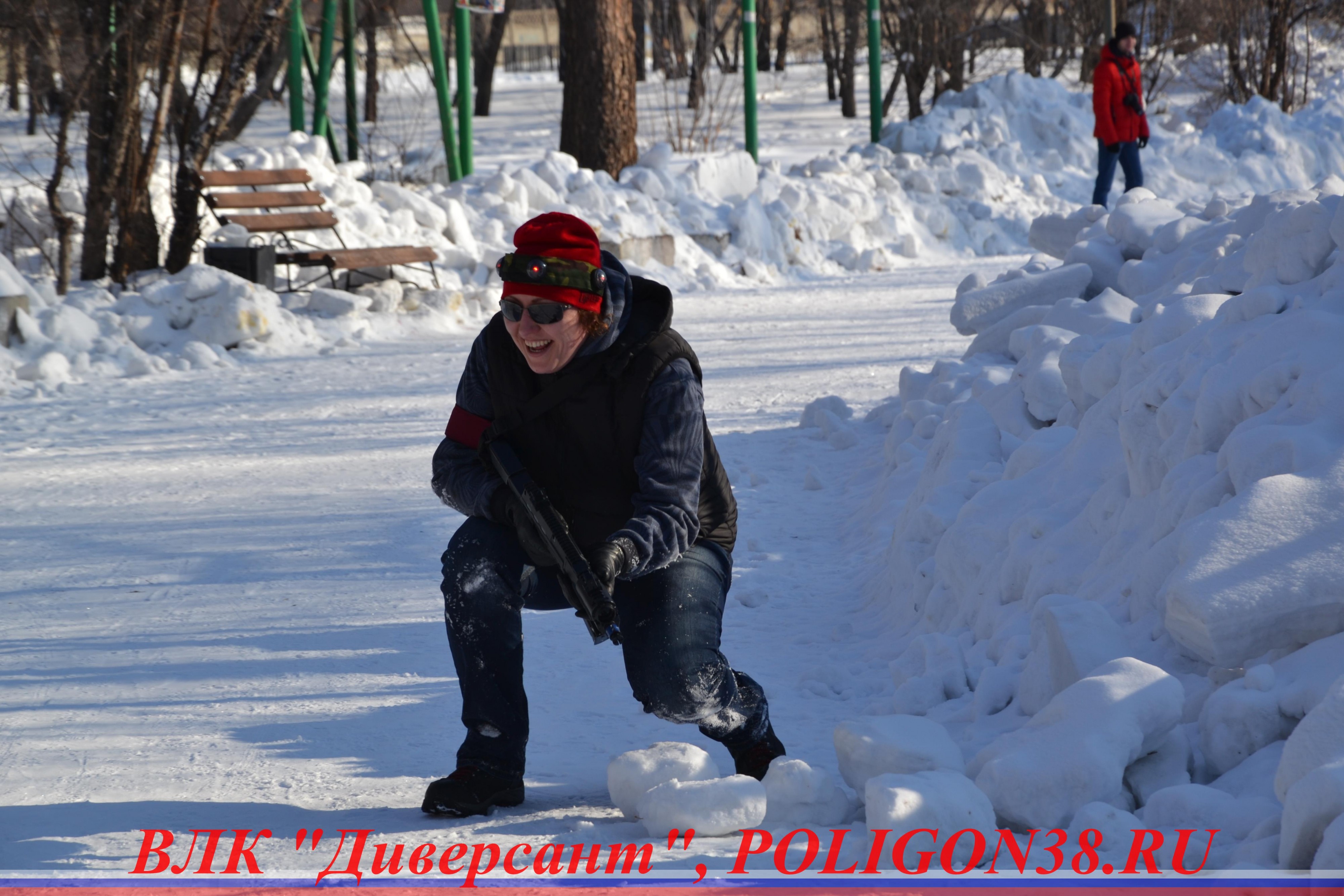 Высунул голову, выстрел, попали.