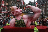 Фестиваль скульптур политиков в Германии