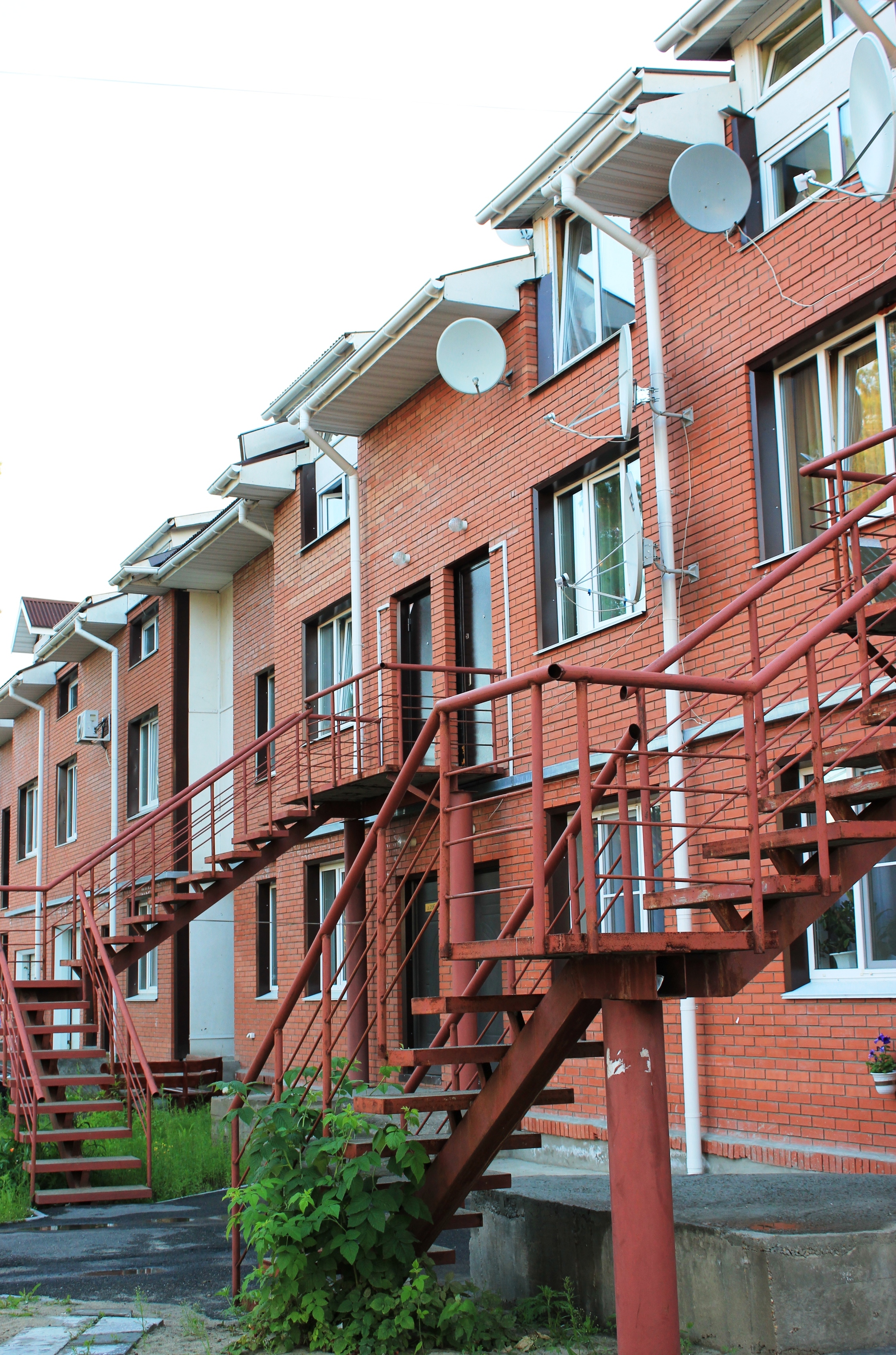 Ангарск, июль 2012, таунхаусы в 30 мрне