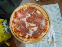 Пицца от настоящего итальянца))))) Очень вкусно))) И итальянец был хорош))