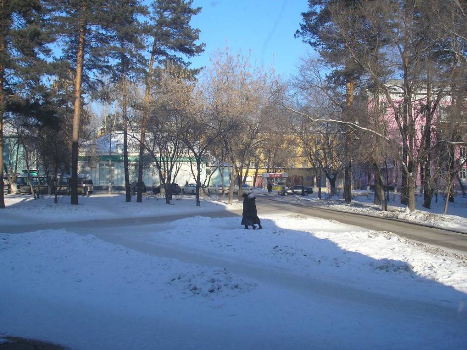 ул. Красная - напротив квартал "Б"