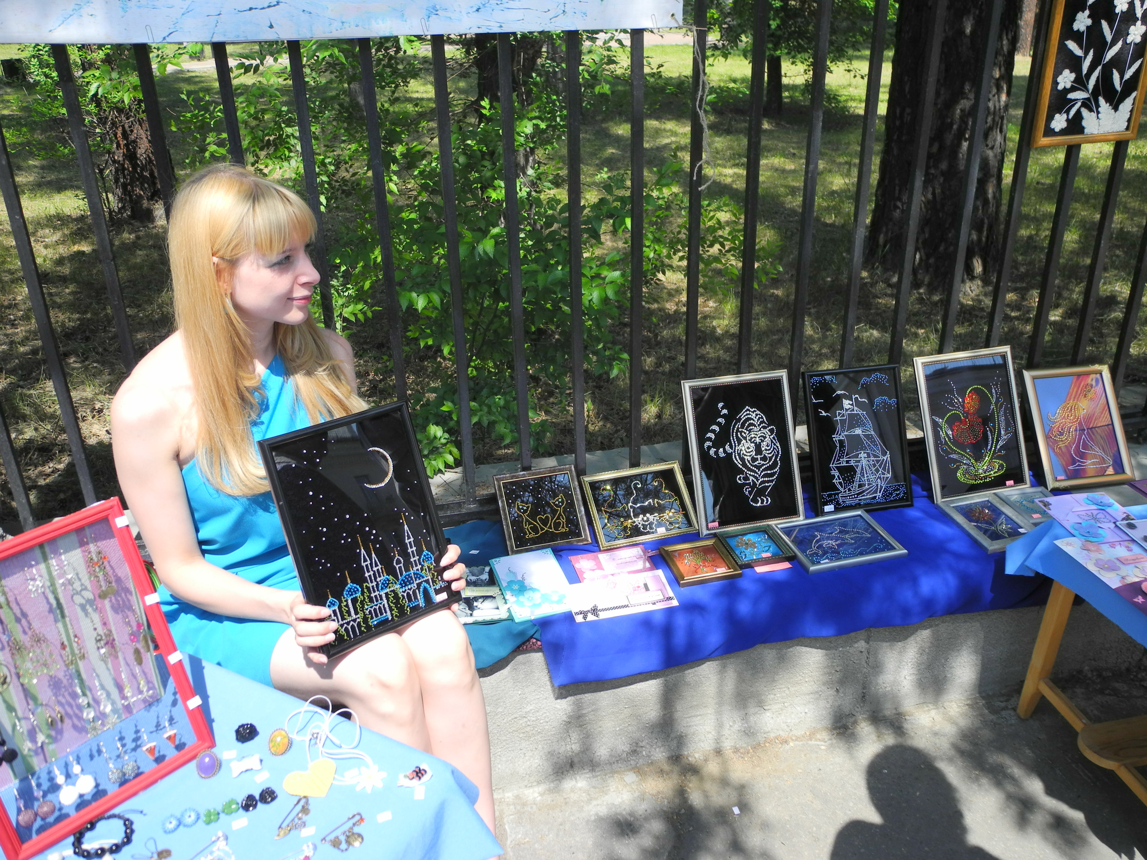 Картины из стразов