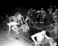 В этом году погода порадовала желающих окунуться в прорубь: в ночь на 19 января было всего 12 градусов мороза