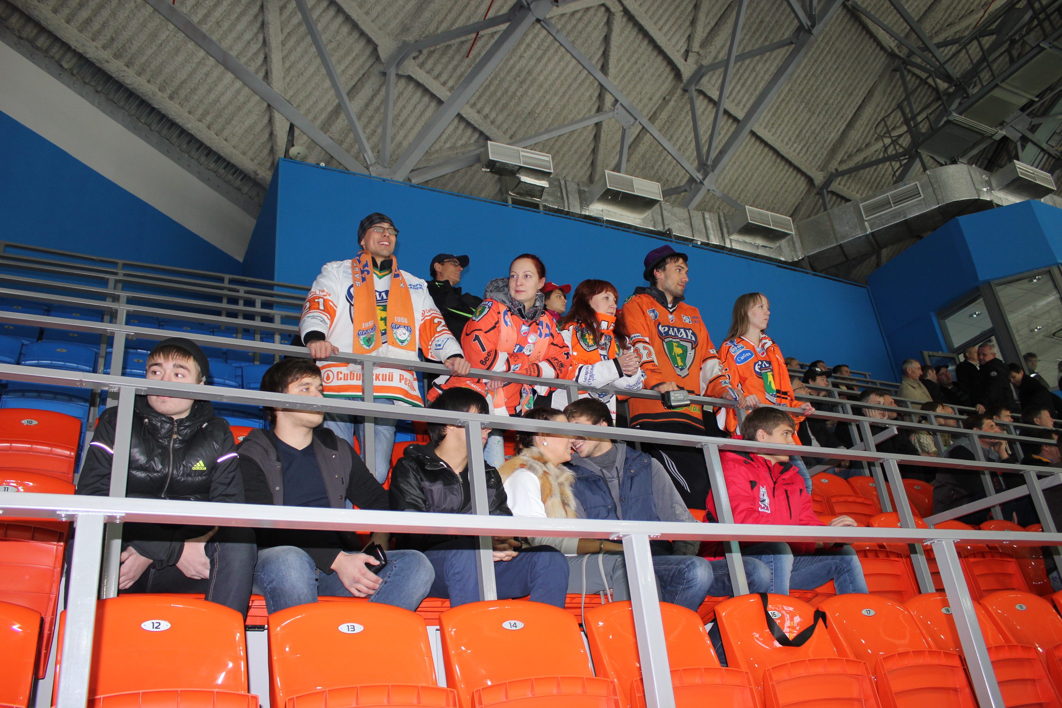 Примеряем гостевой сектор. Пока не жмет.