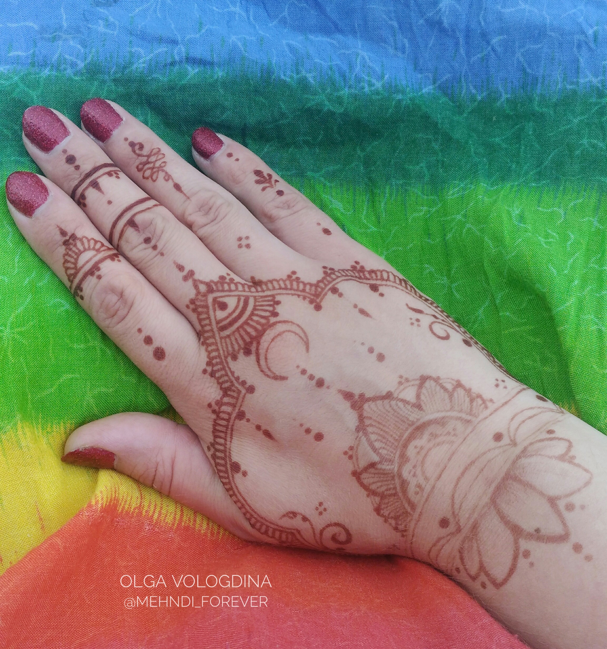 Роспись натуральной хной