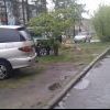 Авто на газонах))))) Авто на газонах)))))