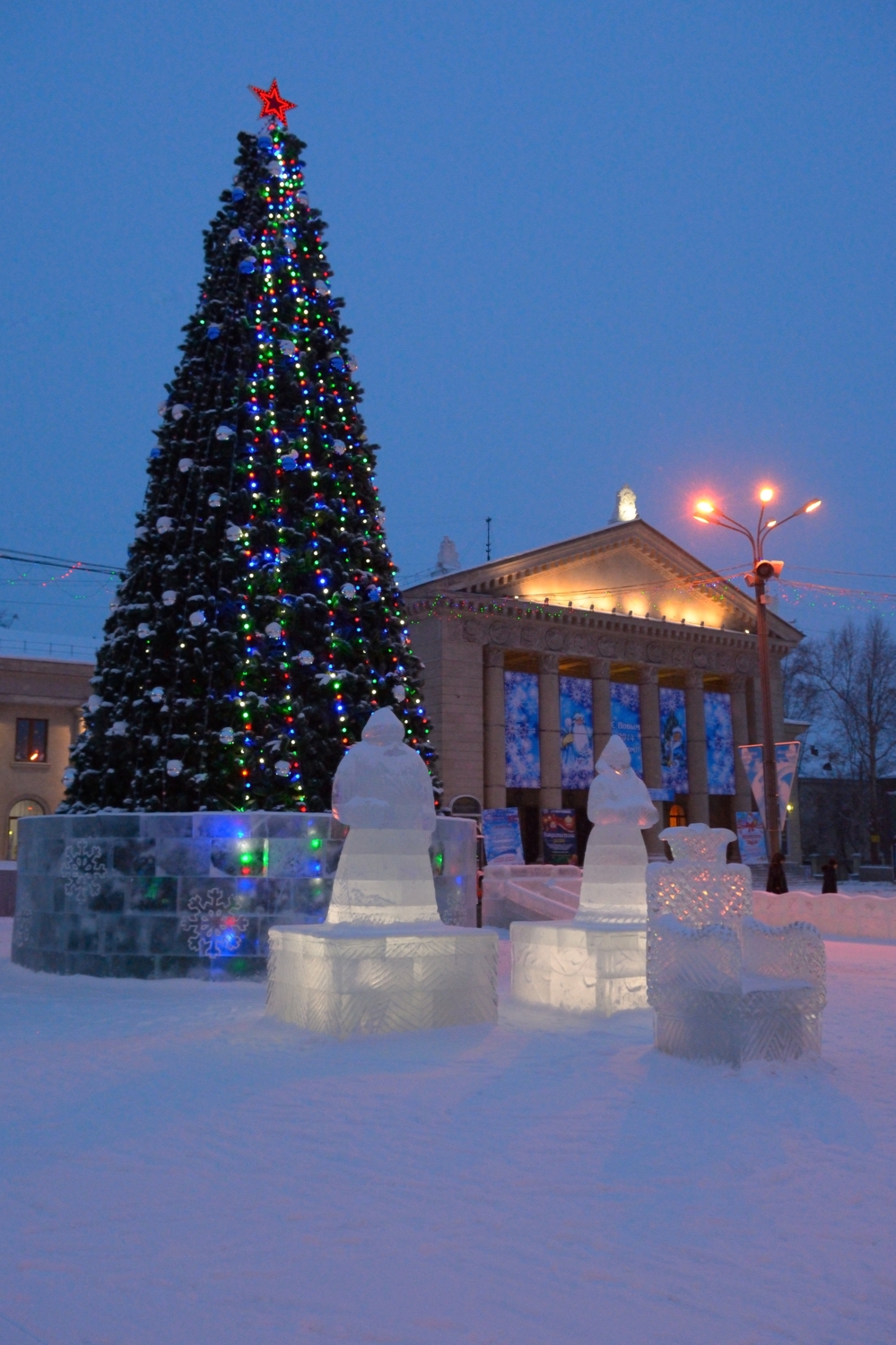 Новогодняя