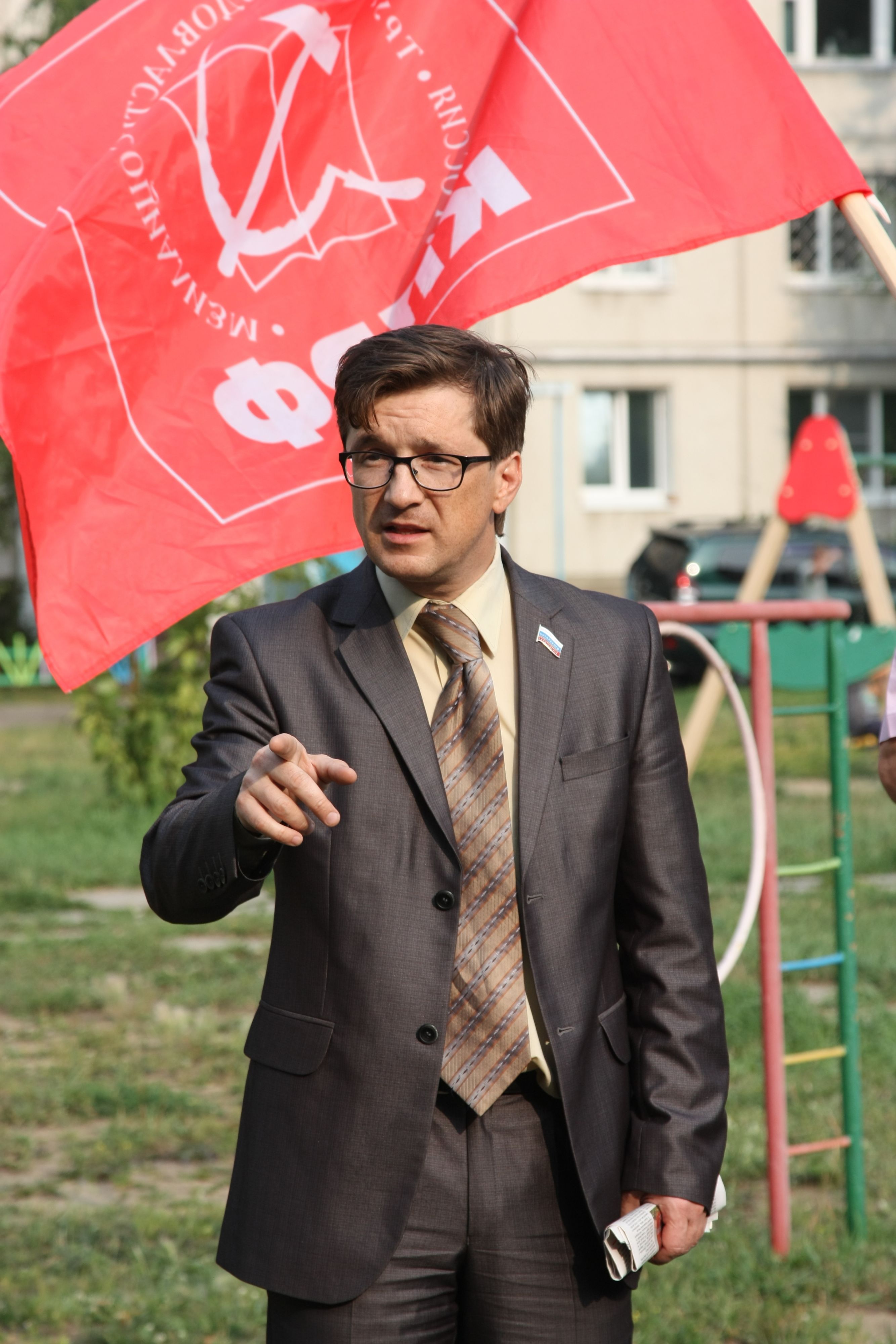 Встреча   с представителями ОО "Дети войны" в 17-м микрорайоне