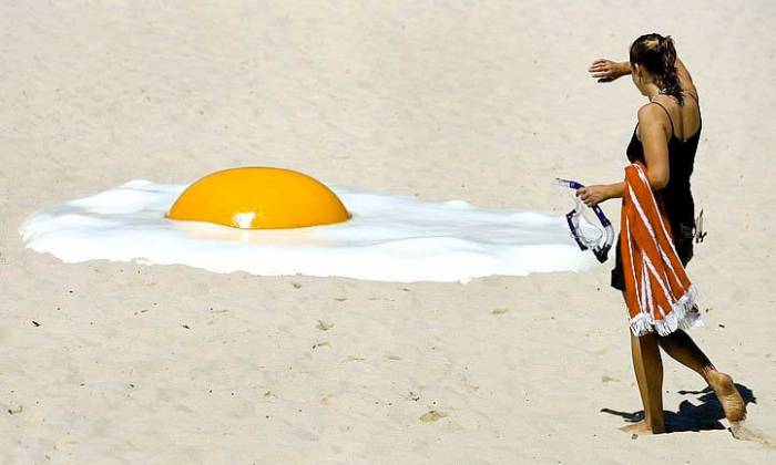 лето только началось, а жара уже достала...