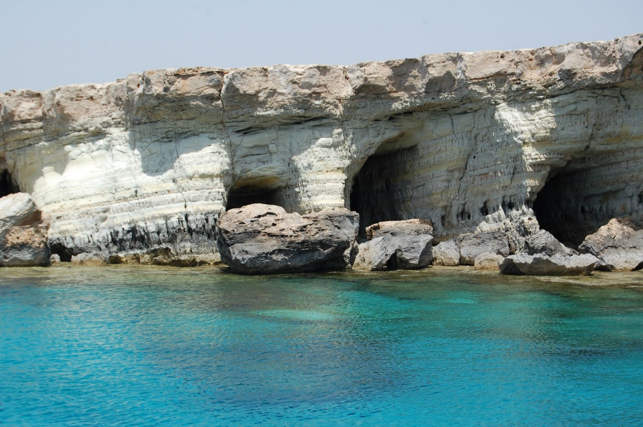 Пиратские пещеры