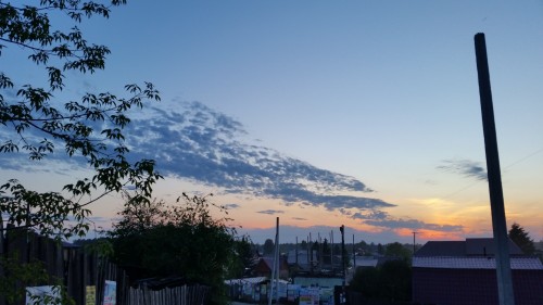 очередные облака))))) давнишние .......