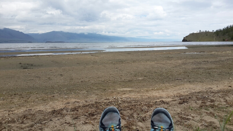 отдых в бухте Мандархан с видом на Сарминское ущелье 