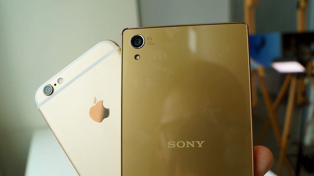 Iphone уходит на второй план