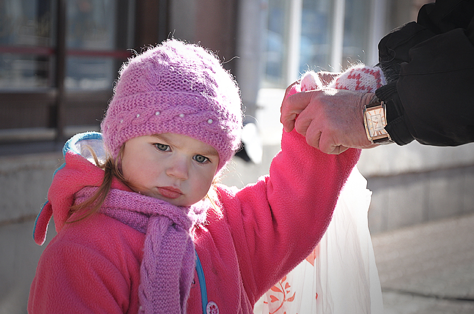 Anna - vsyo detstvo konchilos