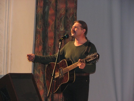 Концерт памяти Р.Басырова в ДТДиМ 10