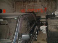 Кариб в том же гараже МОУ: Совершенно "незахламлённый" школьный гараж