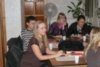 Молодежь играет в бизнес