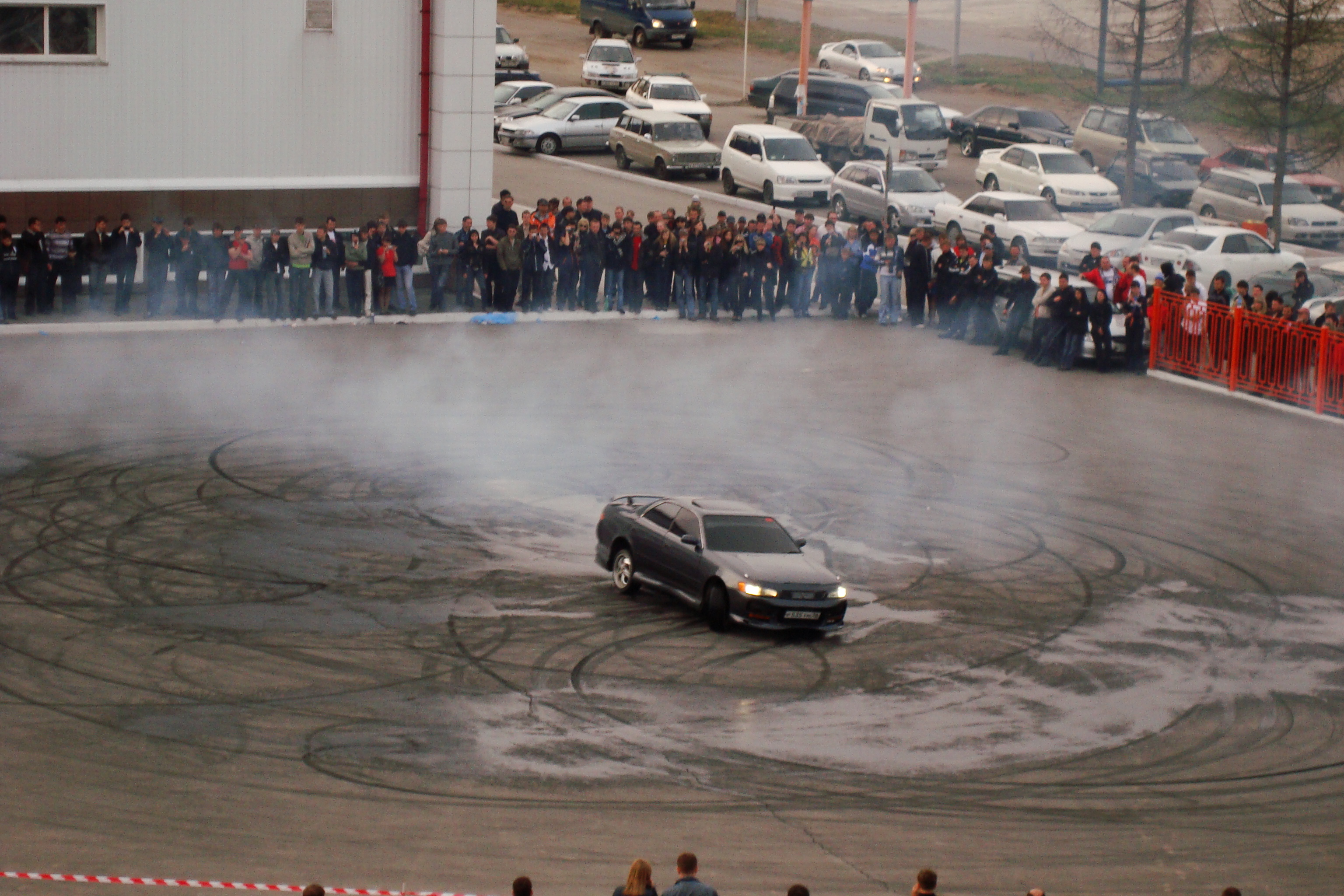 Ну что тут скажешь - "дрифт".