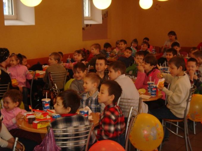 Макфудс-3