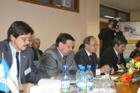 Круглый стол