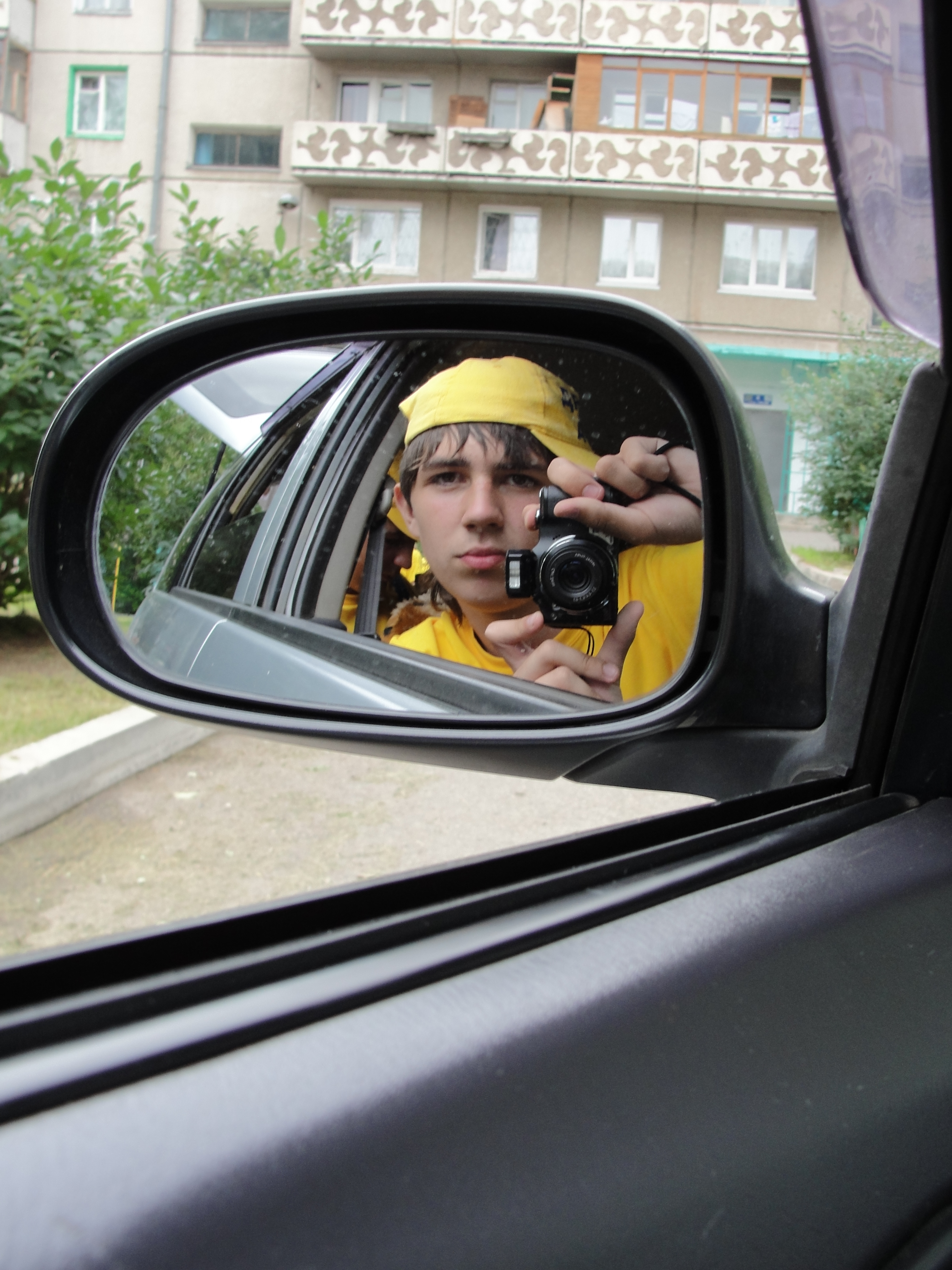 Работник" Муниципального Отряда Мэра"