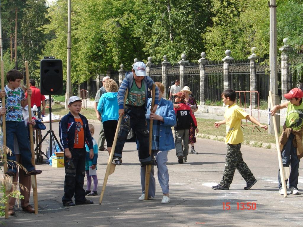 дети  на  Арбате...