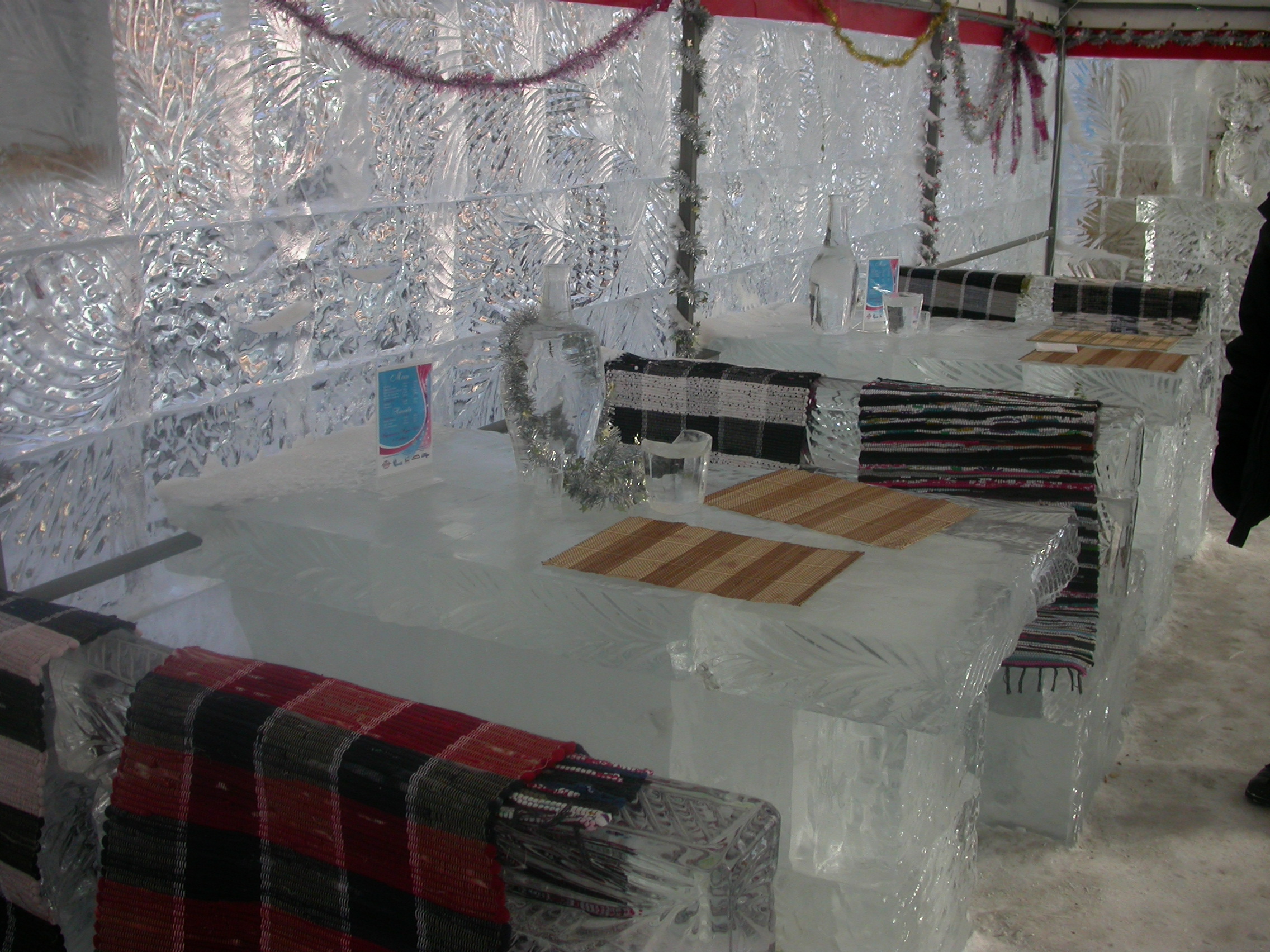 Ледовое кафе