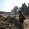 главный анструмент на дёрте - лопата! главный анструмент на дёрте - лопата!
