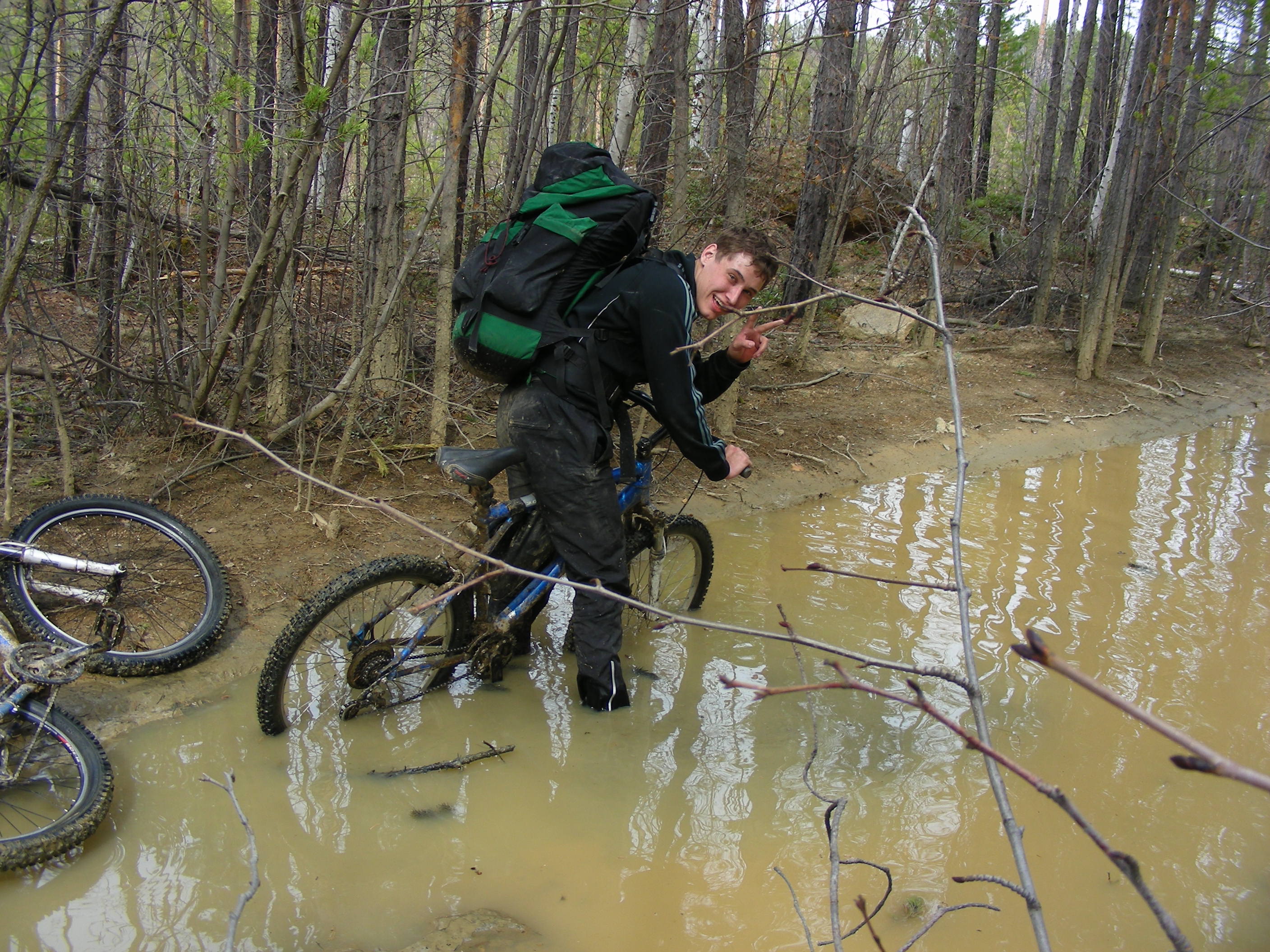 Не справился с управлением)