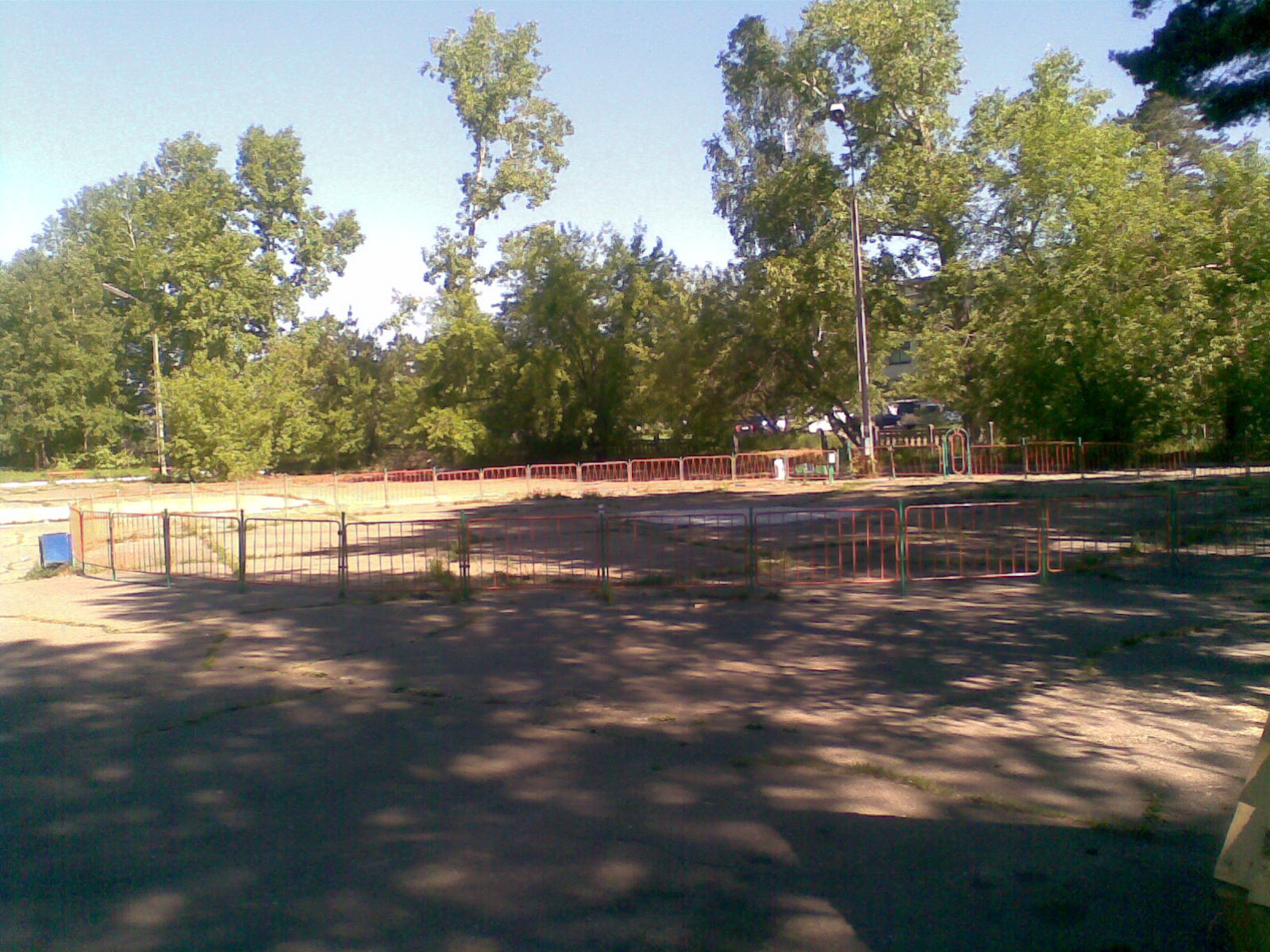 Качели-карусели